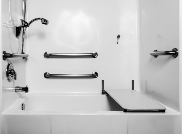 Accessible Tub Installation in Berea