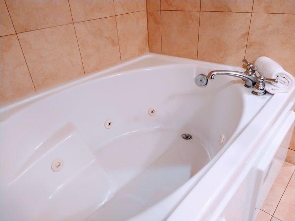 Acrylic Tub Installation in Berea